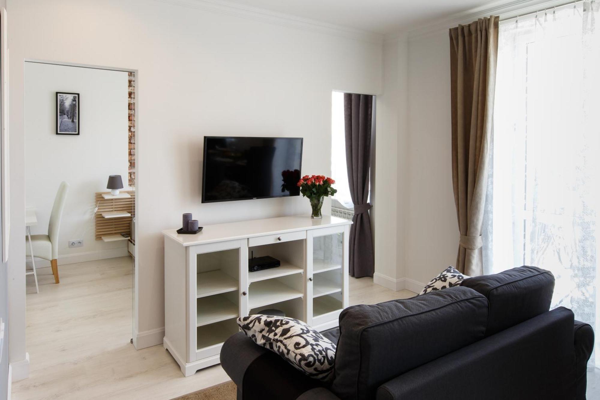 Apartamenty Sienkiewicza - Bezplatny Parking, Centrum, Park, Fv Кельце Экстерьер фото
