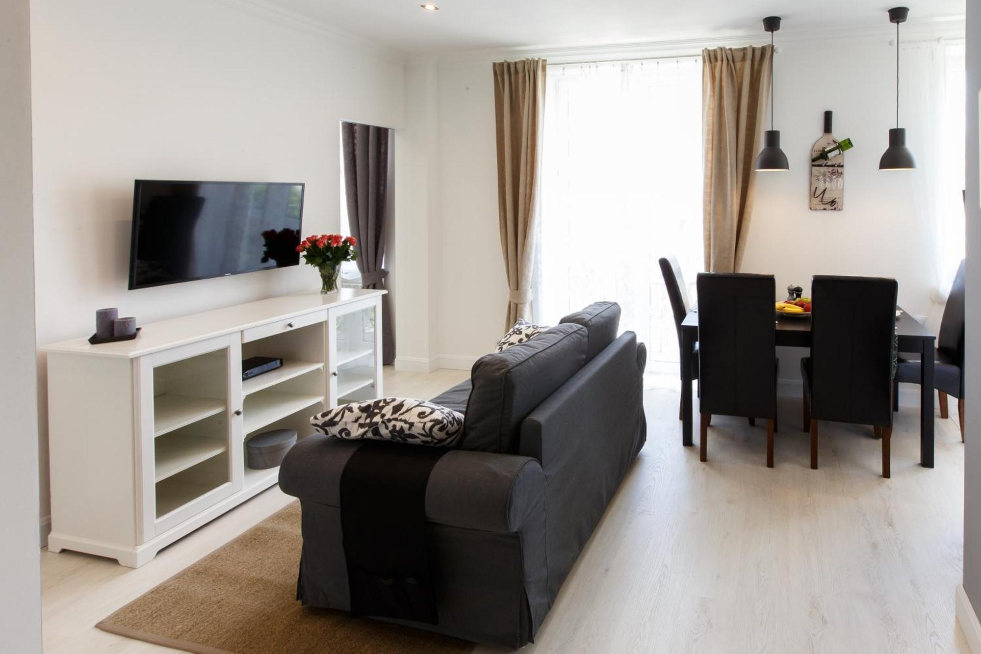 Apartamenty Sienkiewicza - Bezplatny Parking, Centrum, Park, Fv Кельце Экстерьер фото