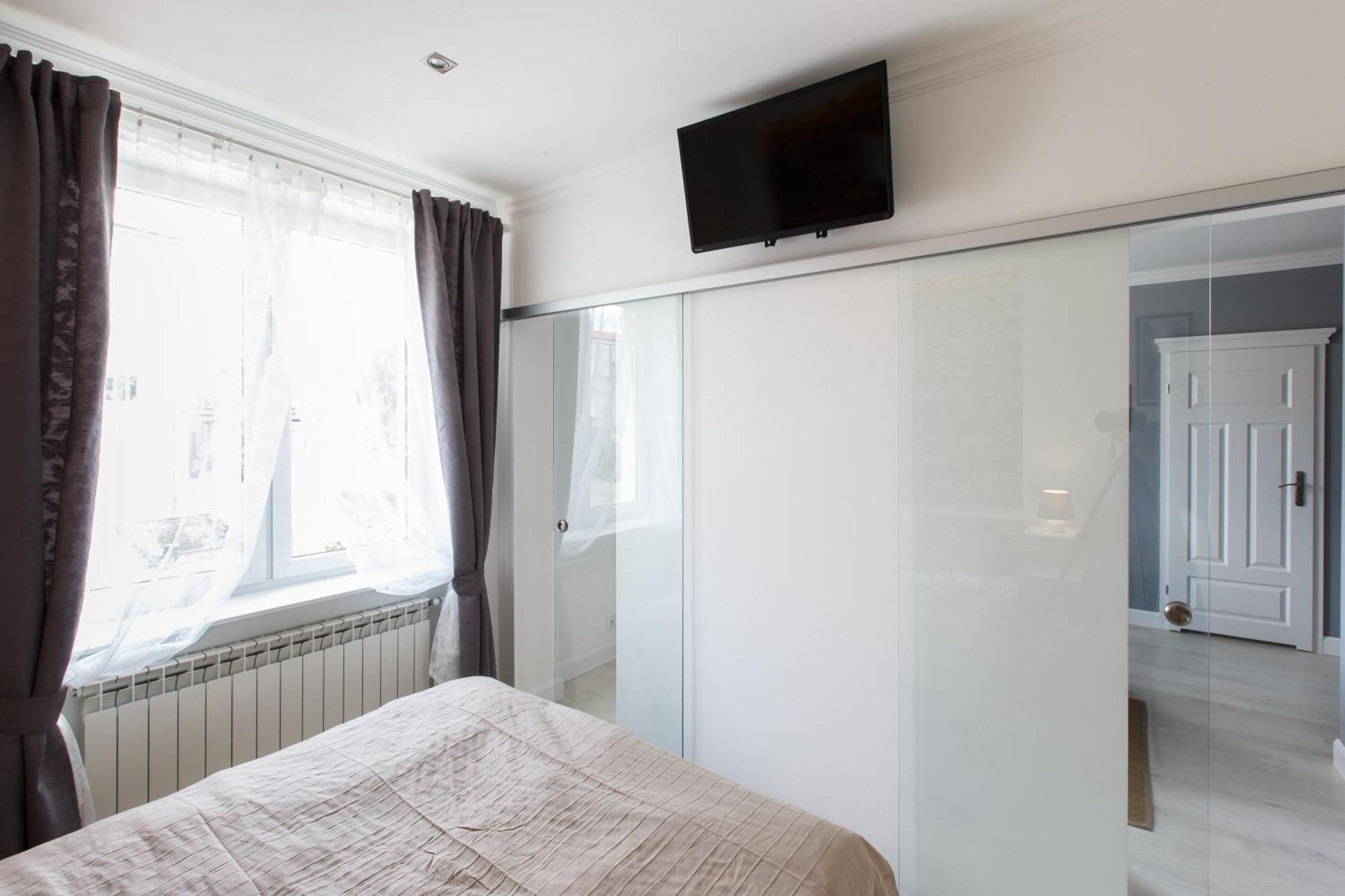 Apartamenty Sienkiewicza - Bezplatny Parking, Centrum, Park, Fv Кельце Экстерьер фото
